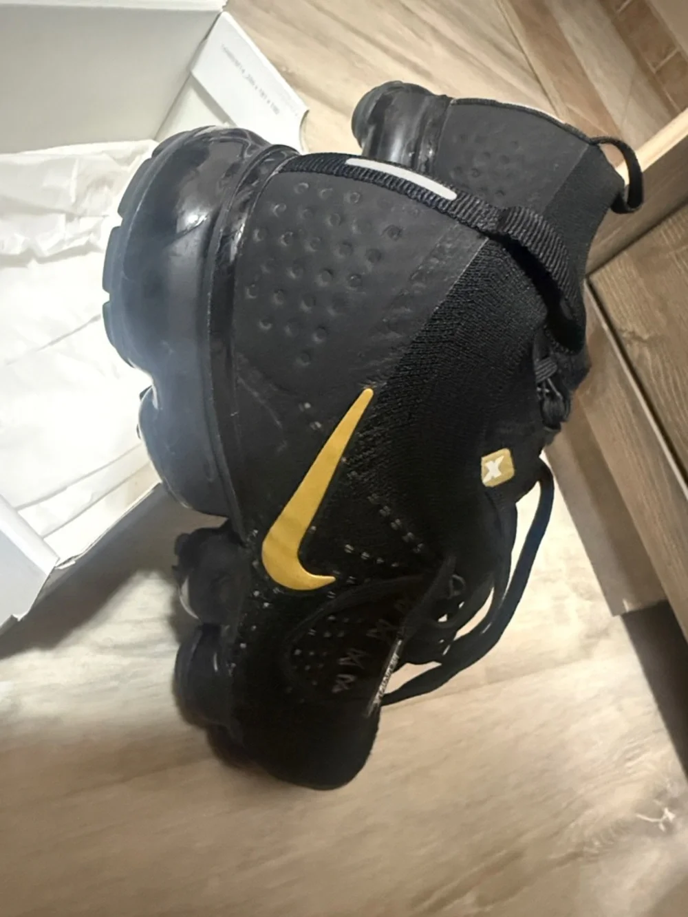 Nike Black and Gold Running Shoe Vapor-Style - Picture 1 of 10